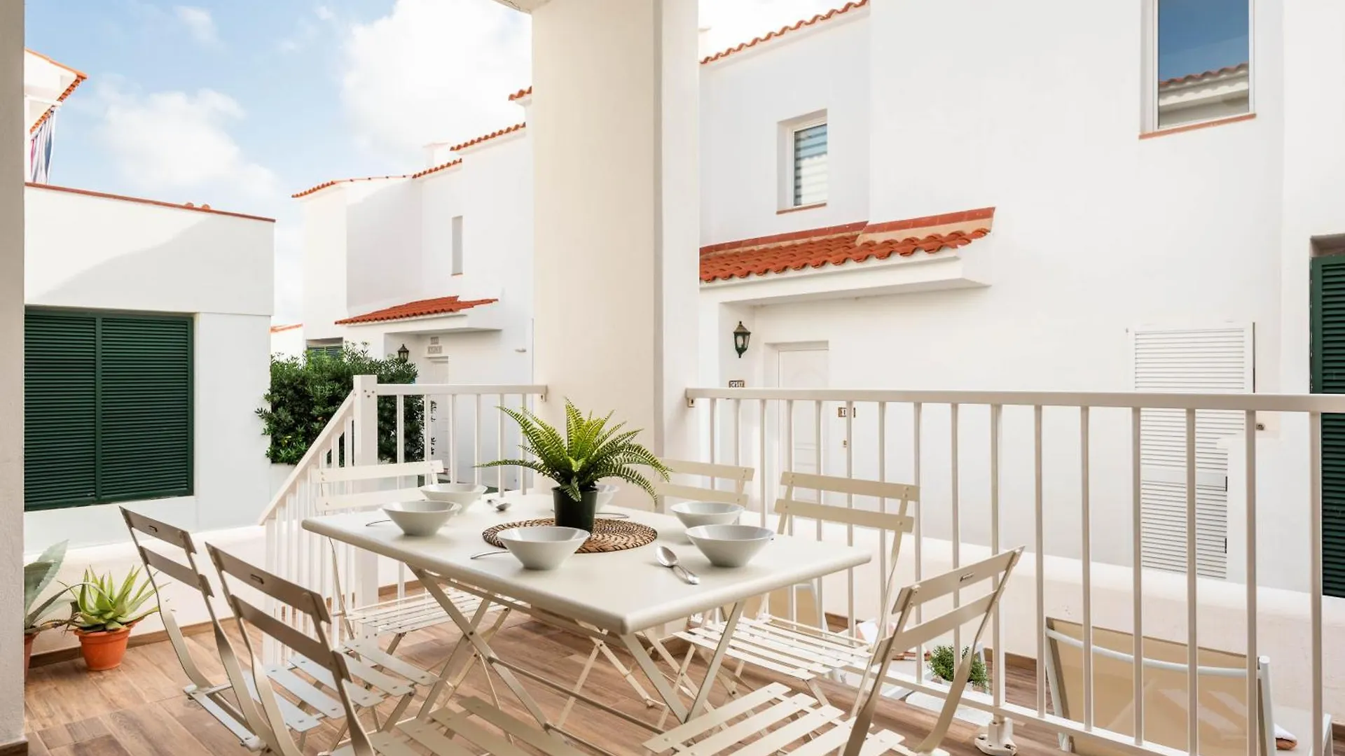 3 Bedroom Villa, 300M To Arenal D'En Castell Beach Punta Grossa España