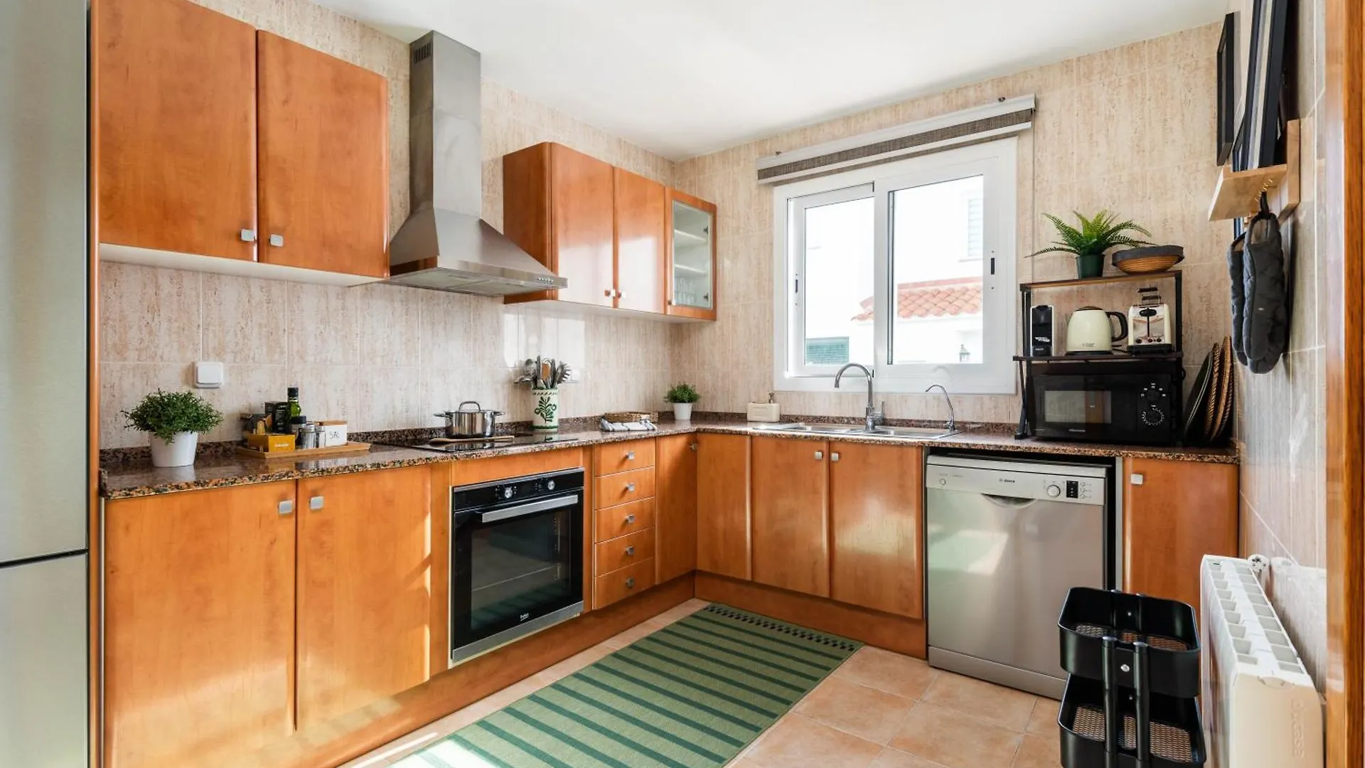 3 Bedroom Villa, 300M To Arenal D'En Castell Beach Punta Grossa España
